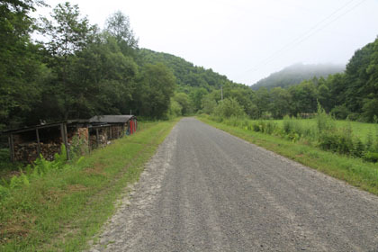 足寄と白糠の山の道