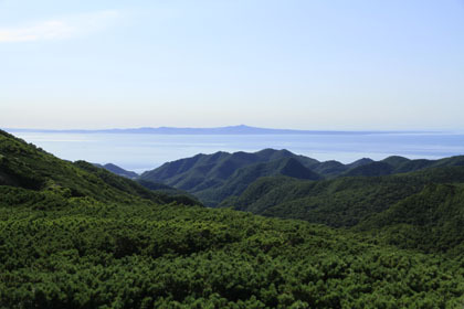 知床と斜里岳の道